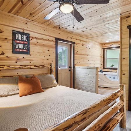 Music Row Cabin Starkeytown Exterior photo